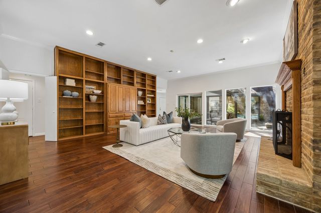 6542 Clearhaven Circle, Dallas, TX 75248