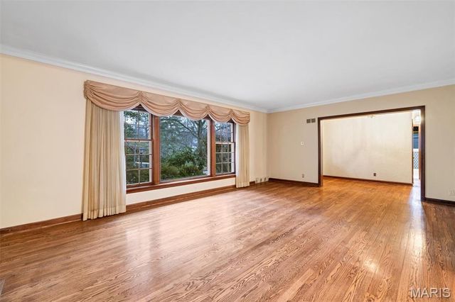 1505 Andrew Drive, St Louis, MO 63122