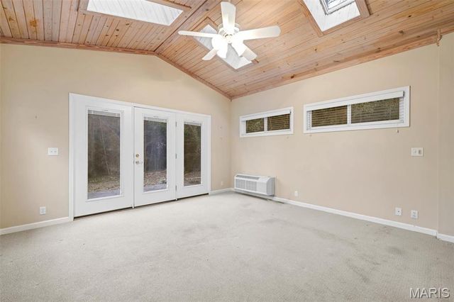 1505 Andrew Drive, St Louis, MO 63122