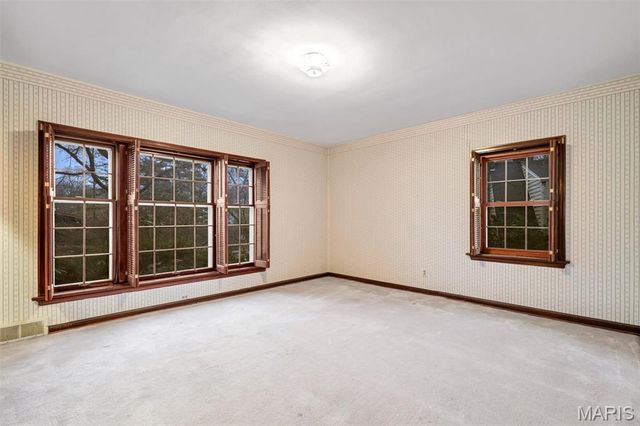 1505 Andrew Drive, St Louis, MO 63122