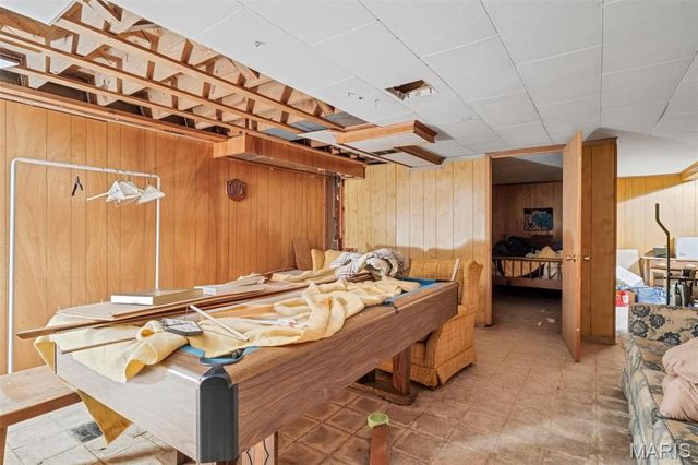 1505 Andrew Drive, St Louis, MO 63122