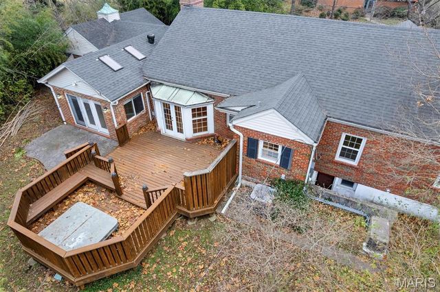 1505 Andrew Drive, St Louis, MO 63122