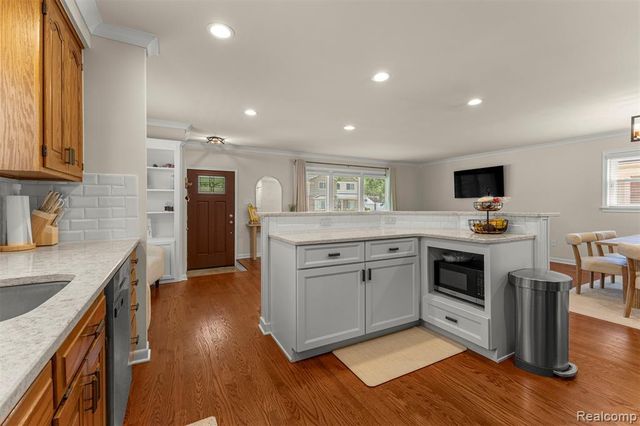 2640 Byrd Street, Dearborn, MI 48124