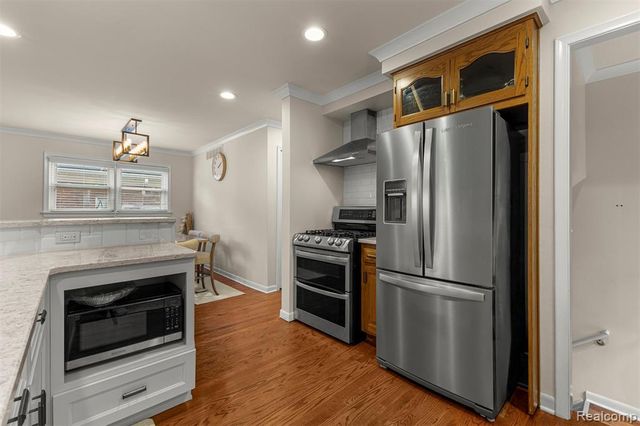 2640 Byrd Street, Dearborn, MI 48124