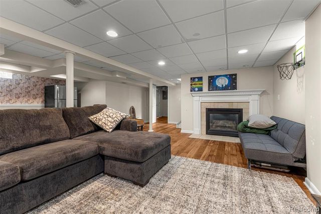 2640 Byrd Street, Dearborn, MI 48124