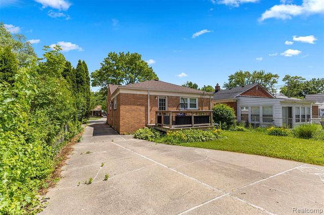 2640 Byrd Street, Dearborn, MI 48124