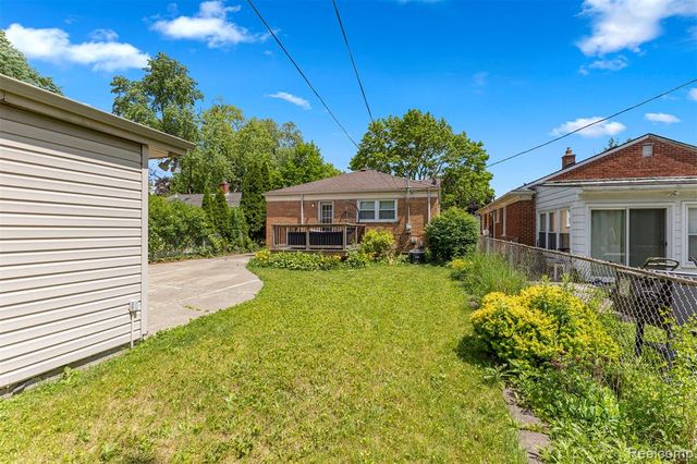 2640 Byrd Street, Dearborn, MI 48124