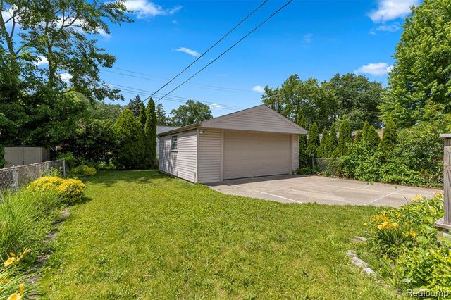 2640 Byrd Street, Dearborn, MI 48124