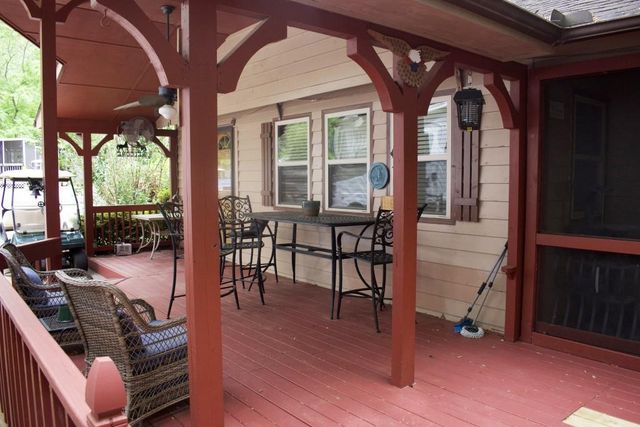87 Maple Wood Lane, Cleveland, GA 30528