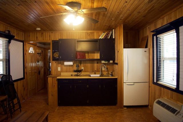 87 Maple Wood Lane, Cleveland, GA 30528