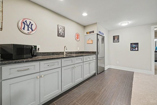 6320 Evergreen Lane, Miami Twp, OH 45140