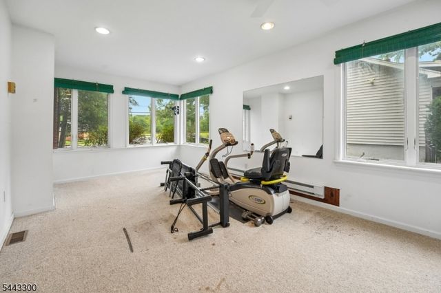 46 Lidgerwood Pkwy, Morristown Town, NJ 07960
