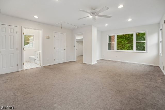 46 Lidgerwood Pkwy, Morristown Town, NJ 07960