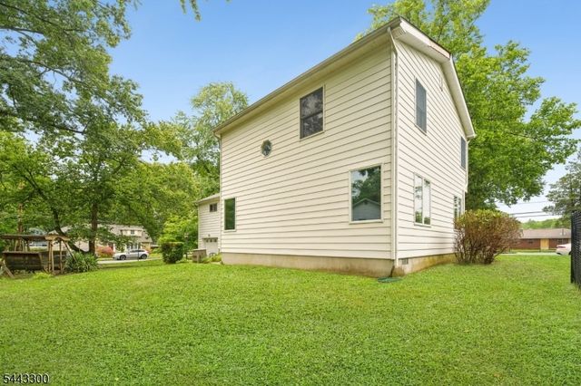 46 Lidgerwood Pkwy, Morristown Town, NJ 07960
