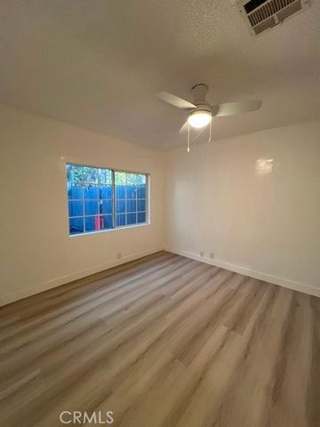 9912 La Tuna Canyon, Sun Valley, CA 91352