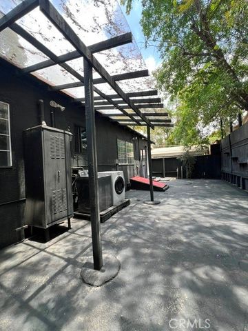 9912 La Tuna Canyon, Sun Valley, CA 91352