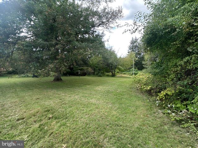 28 ROCKLEIGH DR, Ewing Twp, NJ 08628