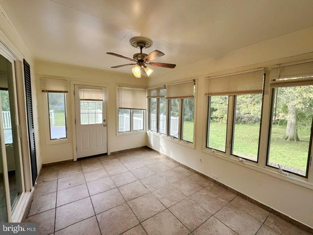28 ROCKLEIGH DR, Ewing Twp, NJ 08628