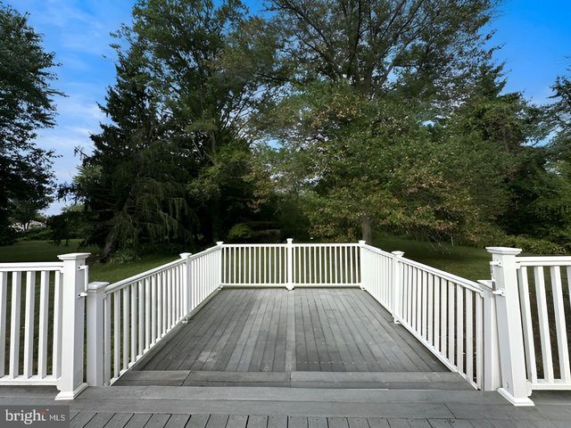 28 ROCKLEIGH DR, Ewing Twp, NJ 08628