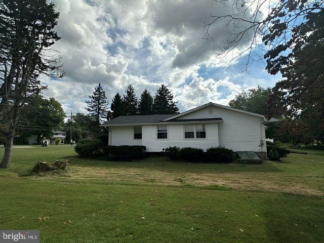 28 ROCKLEIGH DR, Ewing Twp, NJ 08628