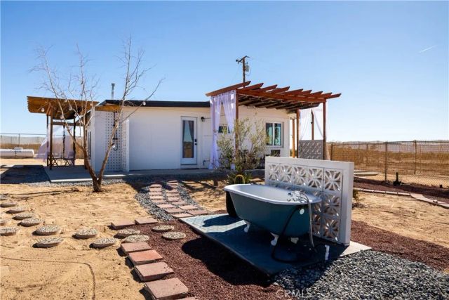 71522 Winters Road, 29 Palms, CA 92277