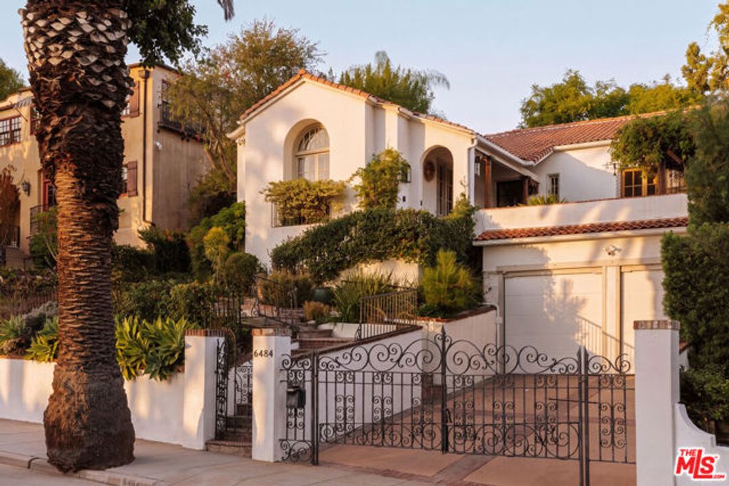 6484 Ivarene Avenue, Los Angeles, CA 90068