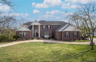10020 Bauer Road, St Louis, MO 63128