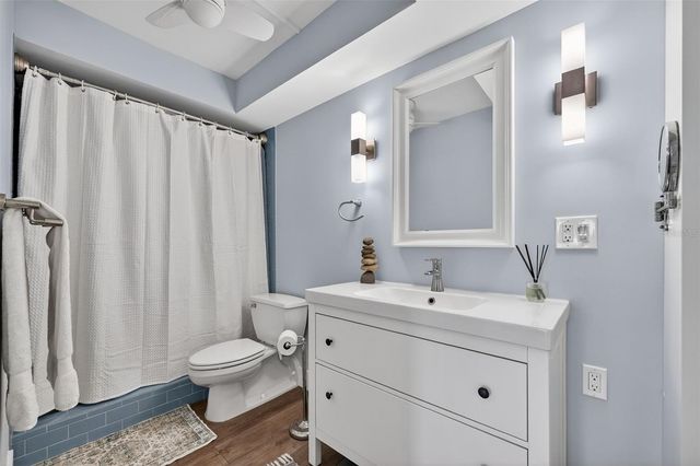 3805 E BAY DRIVE 201, Holmes Beach, FL 34217