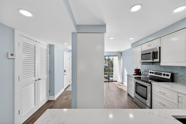 3805 E BAY DRIVE 201, Holmes Beach, FL 34217