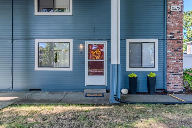 2215 Poplar Drive 2, Medford, OR 97504