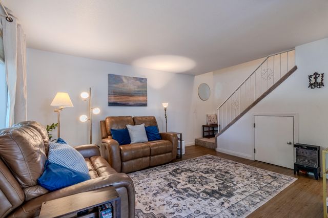 2215 Poplar Drive 2, Medford, OR 97504