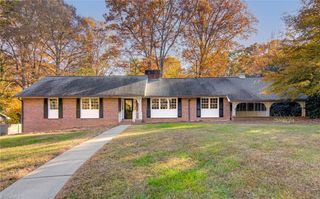 1928 Oakland Drive, Winston-salem, NC 27106