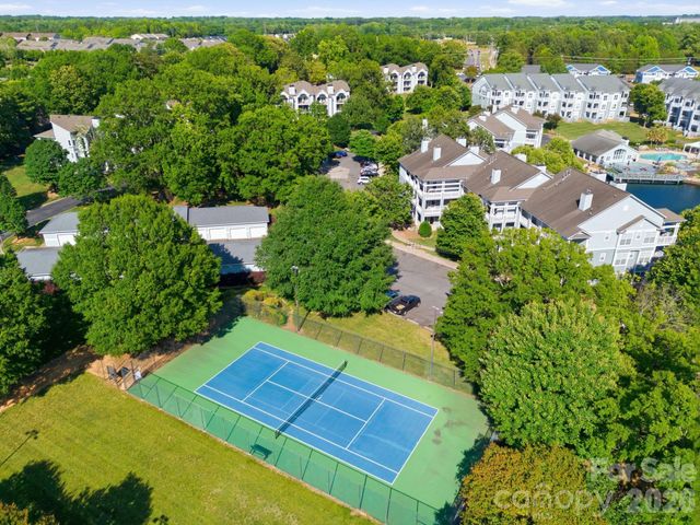 18801 Nautical Drive 304, Cornelius, NC 28031