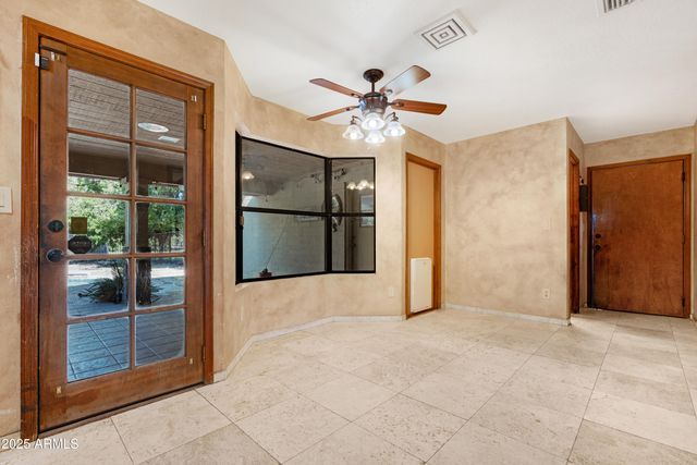 3152 E IRWIN Avenue, Mesa, AZ 85204