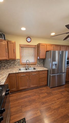 2322 W 157th Place, Markham, IL 60426