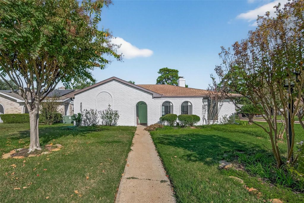 17418 Largs Circle, Spring, TX 77379