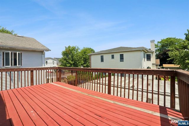 310 Centre Avenue, Secaucus, NJ 07094