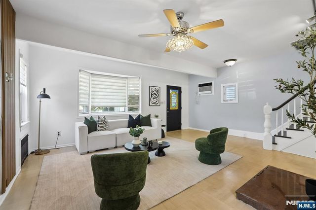 310 Centre Avenue, Secaucus, NJ 07094