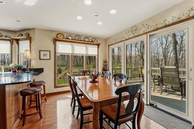 8289 Rhine Way, Centerville, OH 45458