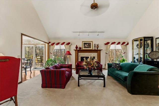 8289 Rhine Way, Centerville, OH 45458