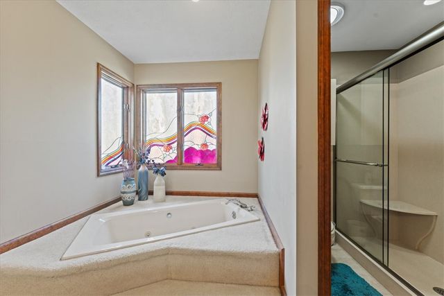 8289 Rhine Way, Centerville, OH 45458