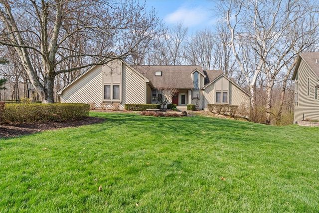 8289 Rhine Way, Centerville, OH 45458