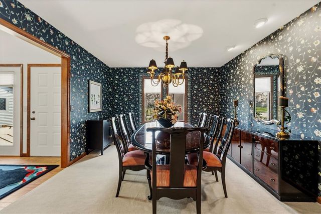 8289 Rhine Way, Centerville, OH 45458