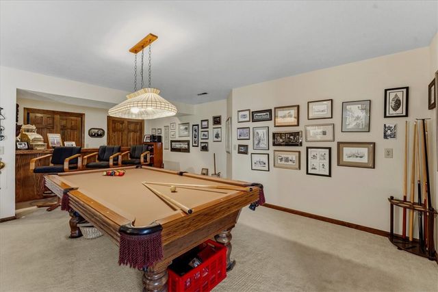 8289 Rhine Way, Centerville, OH 45458