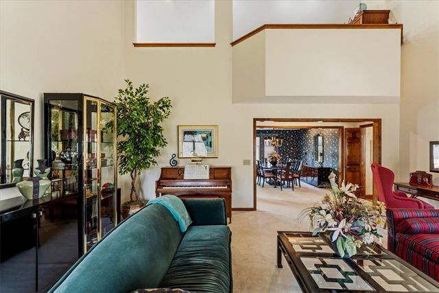 8289 Rhine Way, Centerville, OH 45458