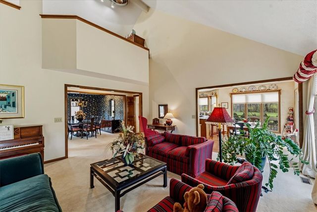 8289 Rhine Way, Centerville, OH 45458