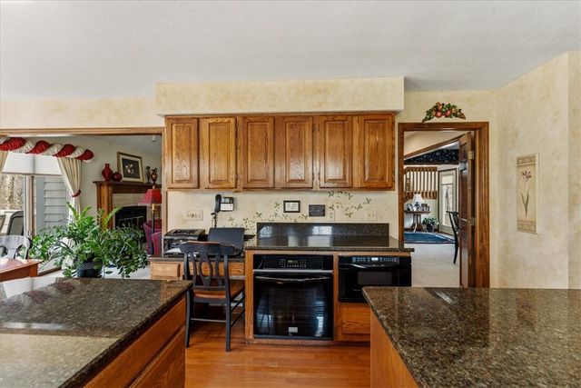 8289 Rhine Way, Centerville, OH 45458