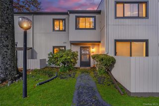 2203 Mulberry Court, Poughkeepsie, NY 12603