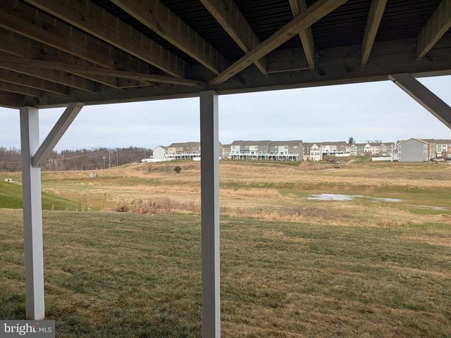 513 SEEBACK DR., Charles Town, WV 25414