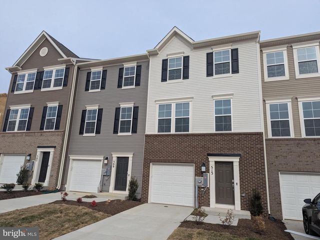 513 SEEBACK DR., Charles Town, WV 25414